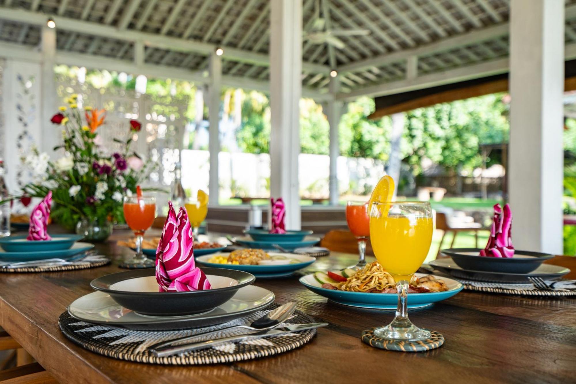 Senang Resort Tianyar Екстериор снимка
