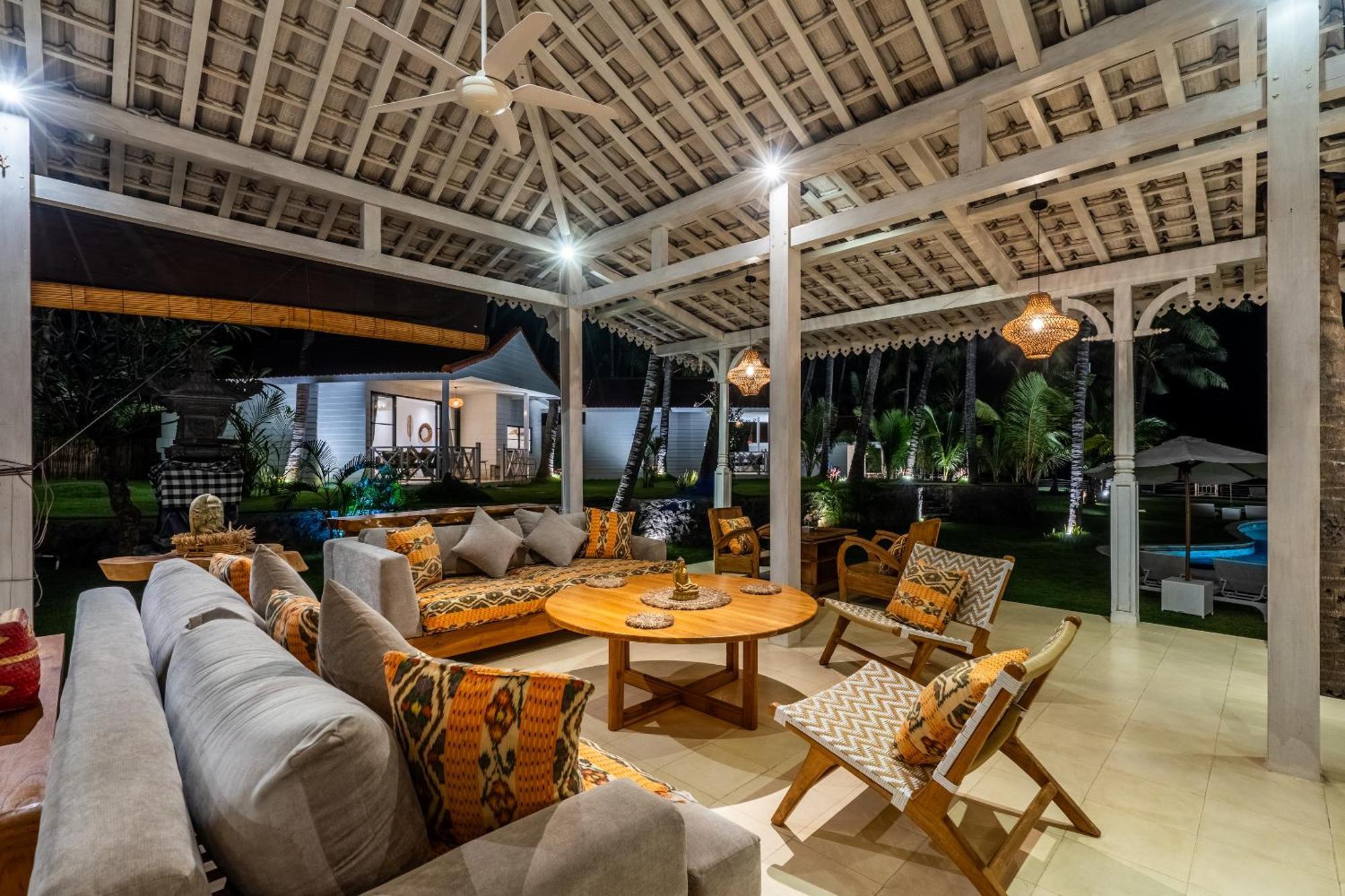 Senang Resort Tianyar Екстериор снимка
