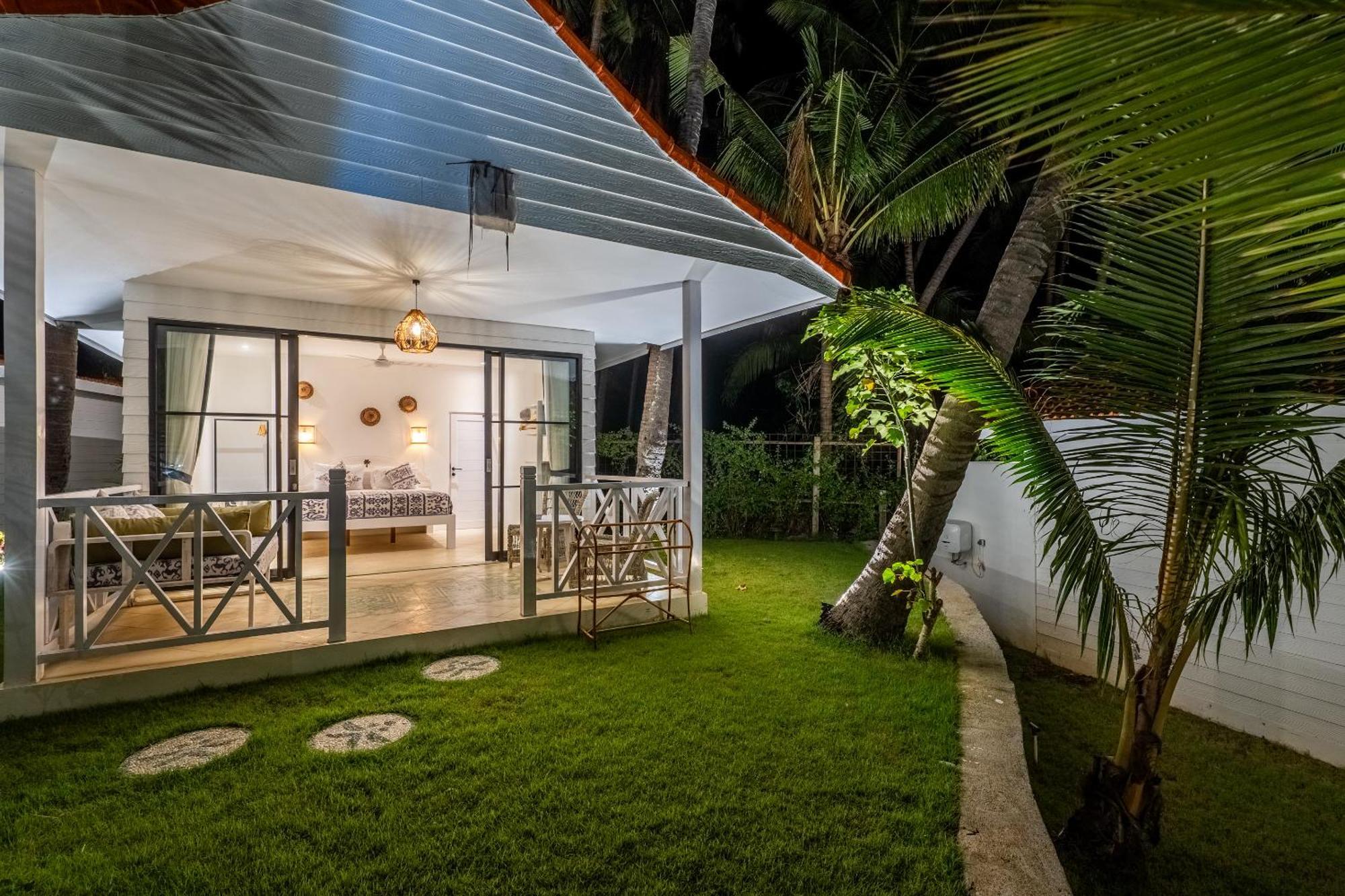 Senang Resort Tianyar Екстериор снимка