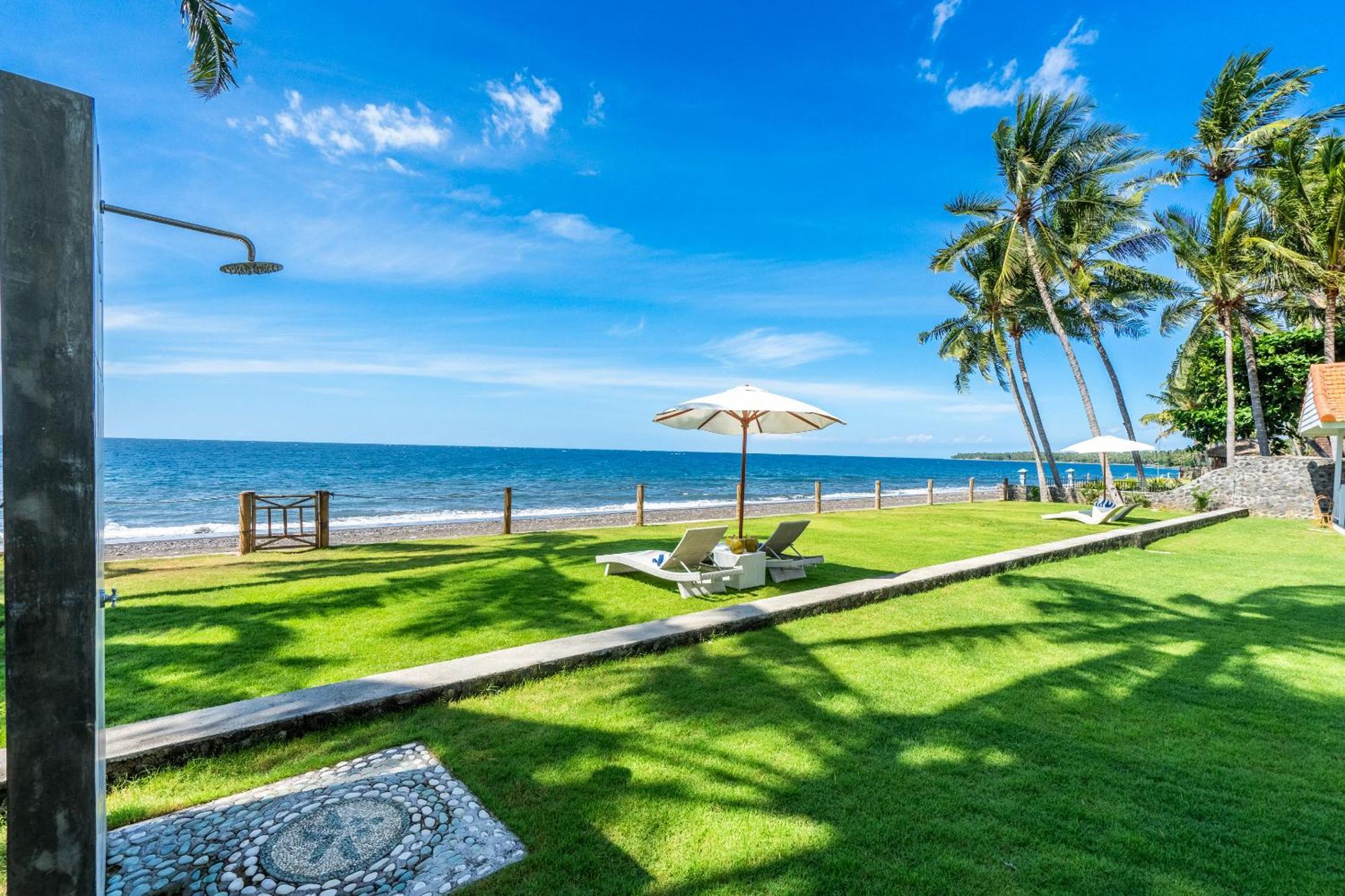 Senang Resort Tianyar Екстериор снимка