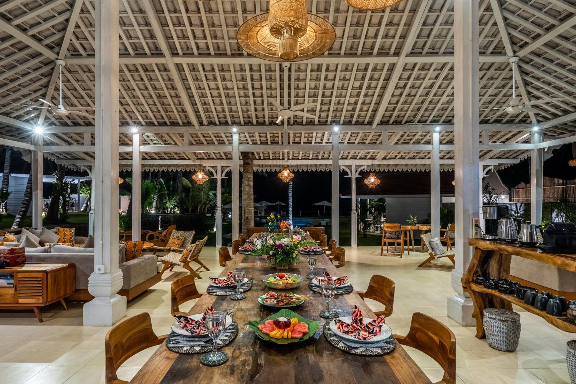 Senang Resort Tianyar Екстериор снимка