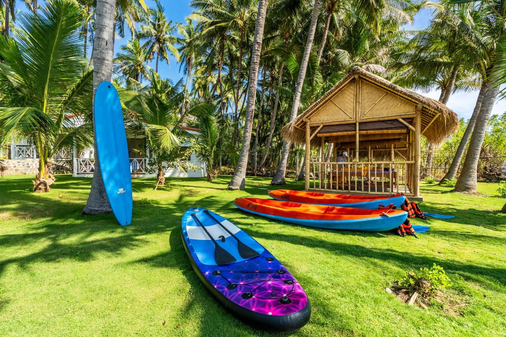 Senang Resort Tianyar Екстериор снимка