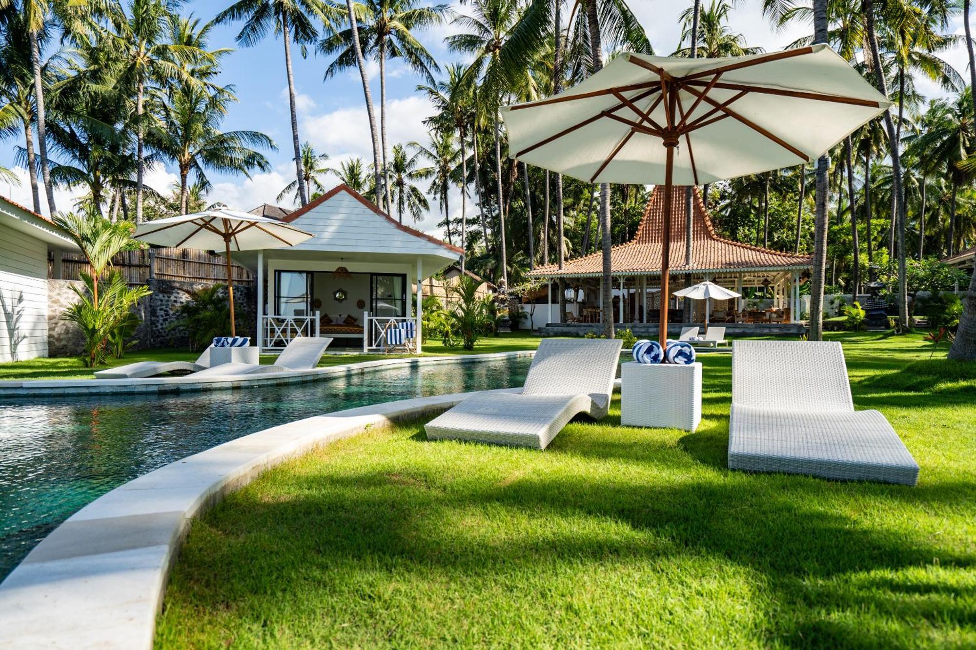Senang Resort Tianyar Екстериор снимка