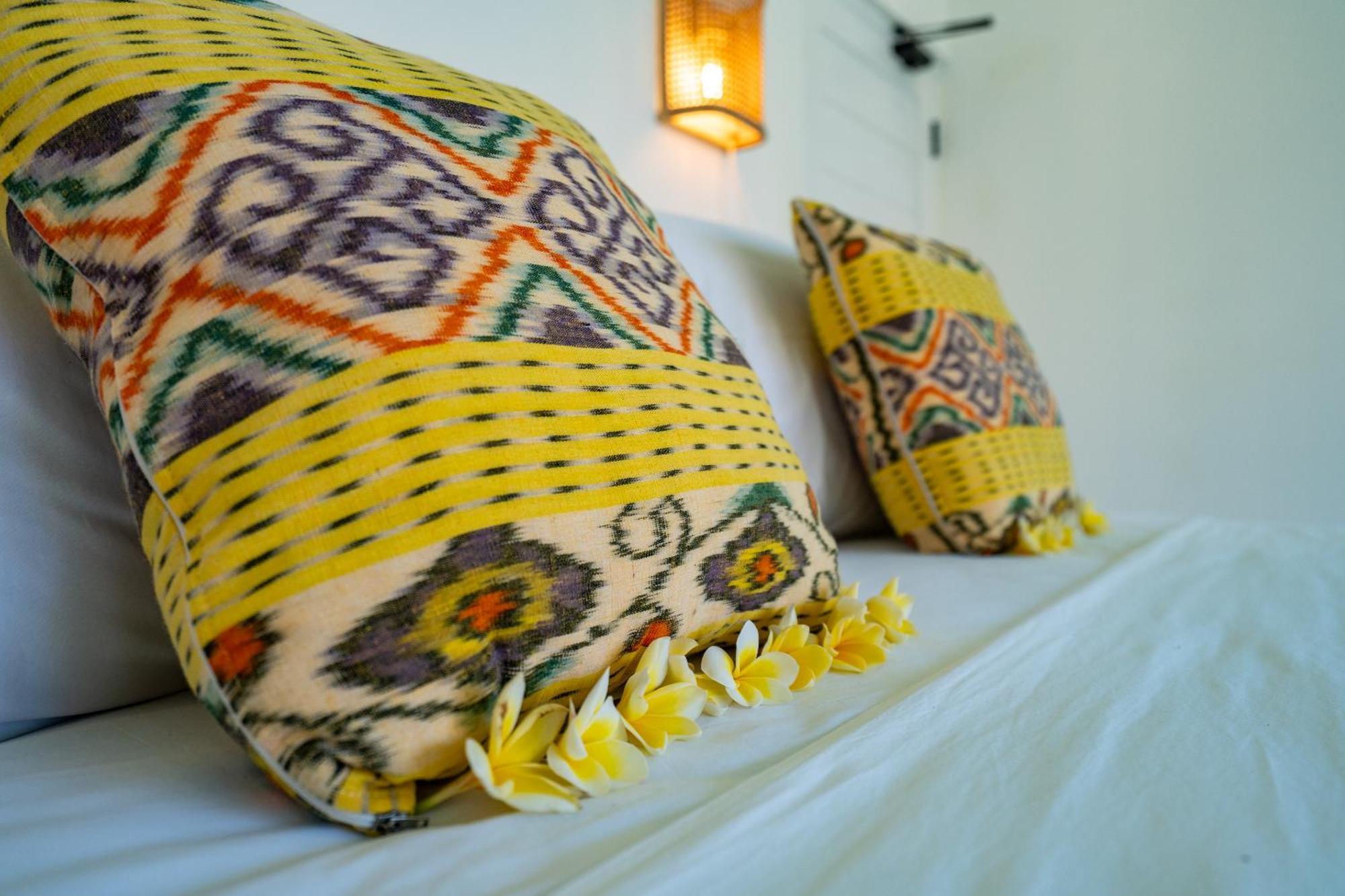 Senang Resort Tianyar Стая снимка