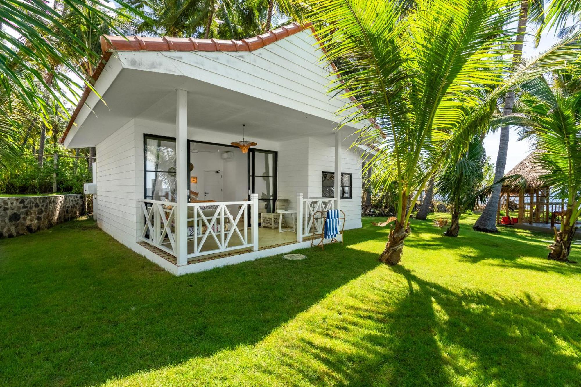 Senang Resort Tianyar Екстериор снимка